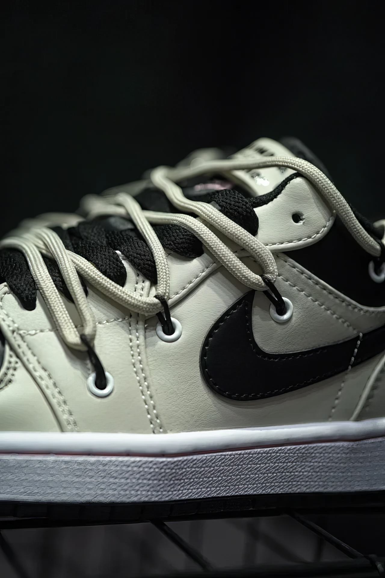 Jordan 1 Low Custom "Initial D AE86"