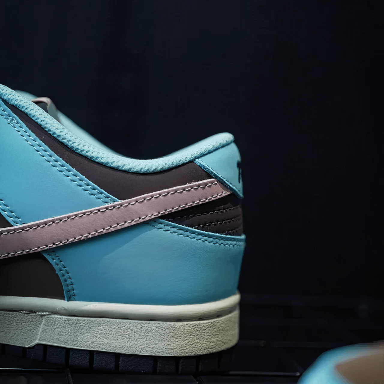 Nike Dunk Custom "Nevee" - SnkrSag