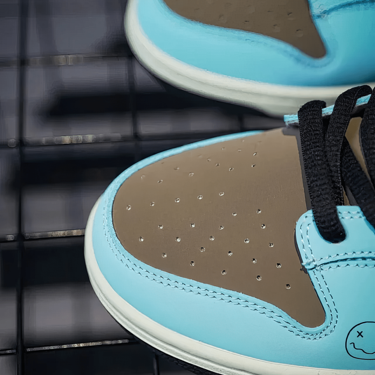 Nike Dunk Custom "Nevee" - SnkrSag