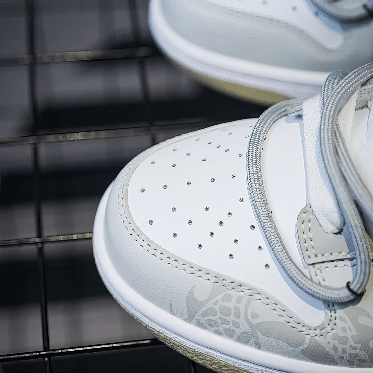 Nike Dunk Custom "Yinlong Dragon" - SnkrSag