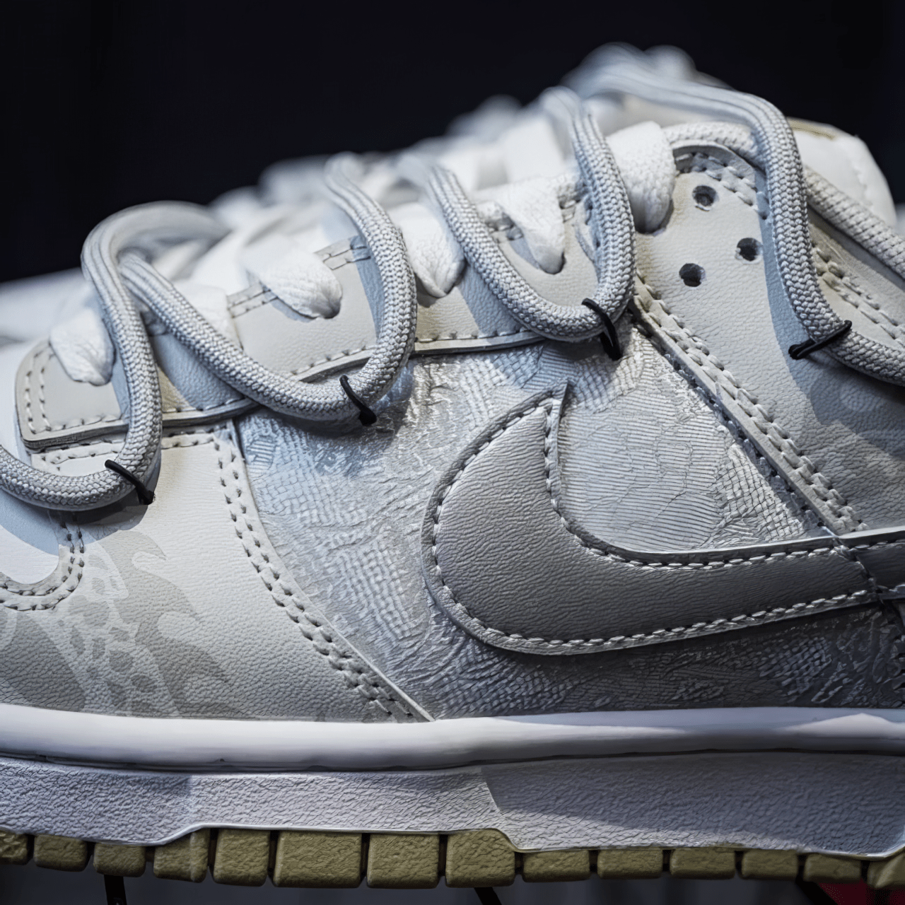 Nike Dunk Custom "Yinlong Dragon" - SnkrSag