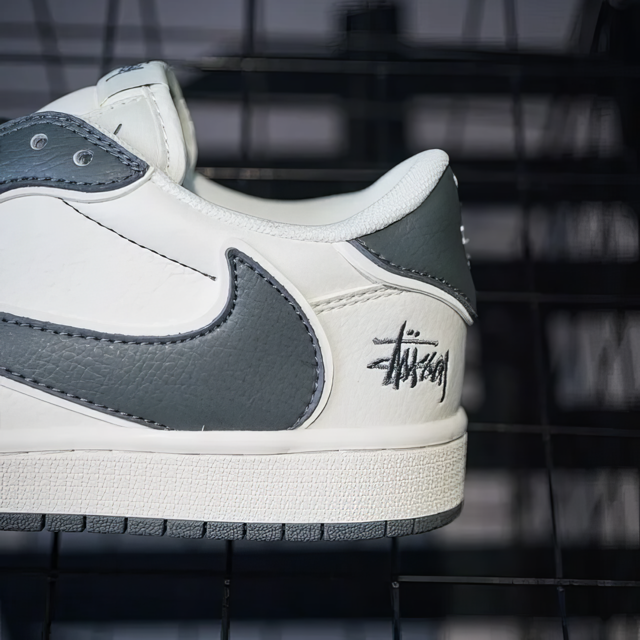 Jordan 1 Low Custom "Travis Scott X Stussy Grey"
