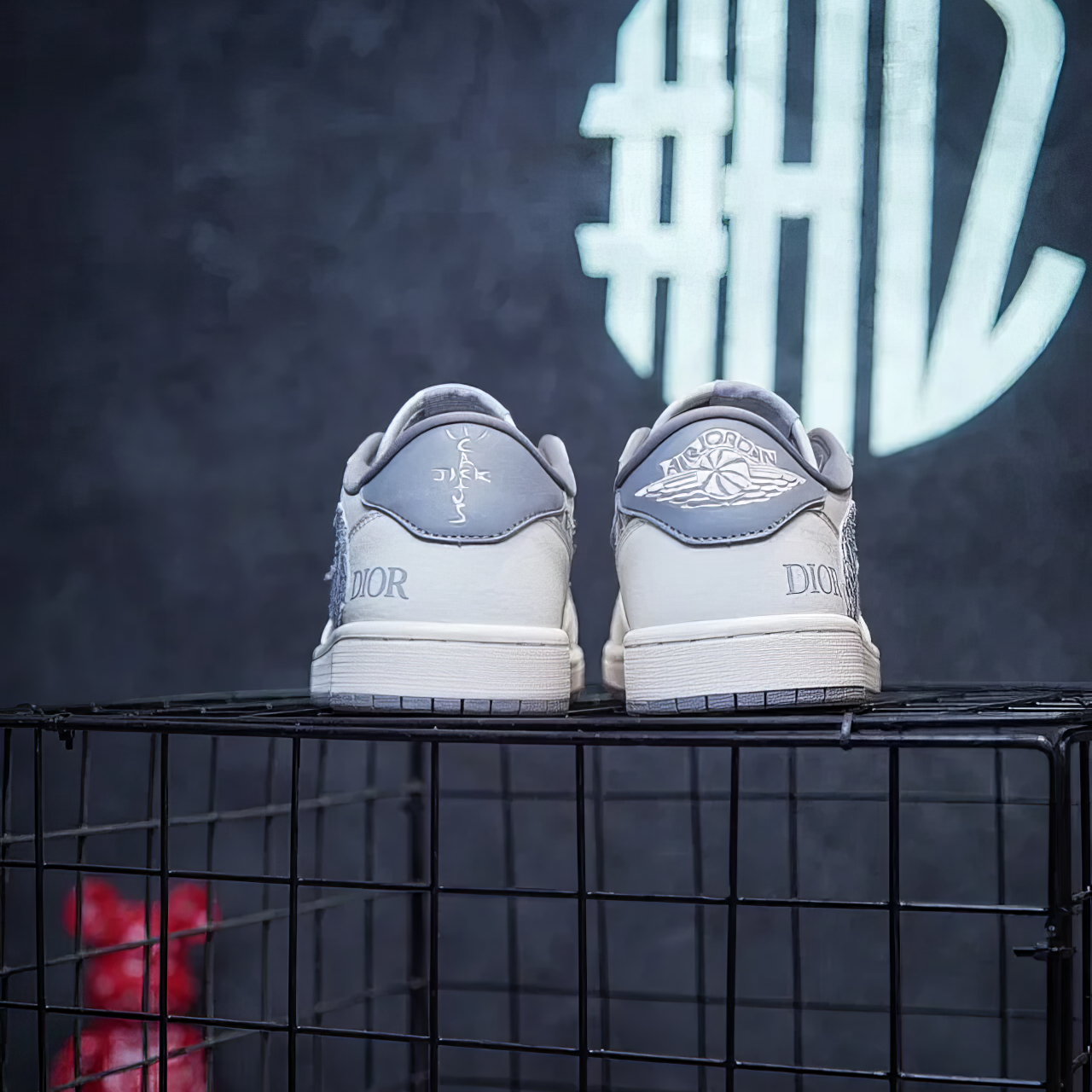 Jordan 1 Low Custom "Travis Scott X Dior"