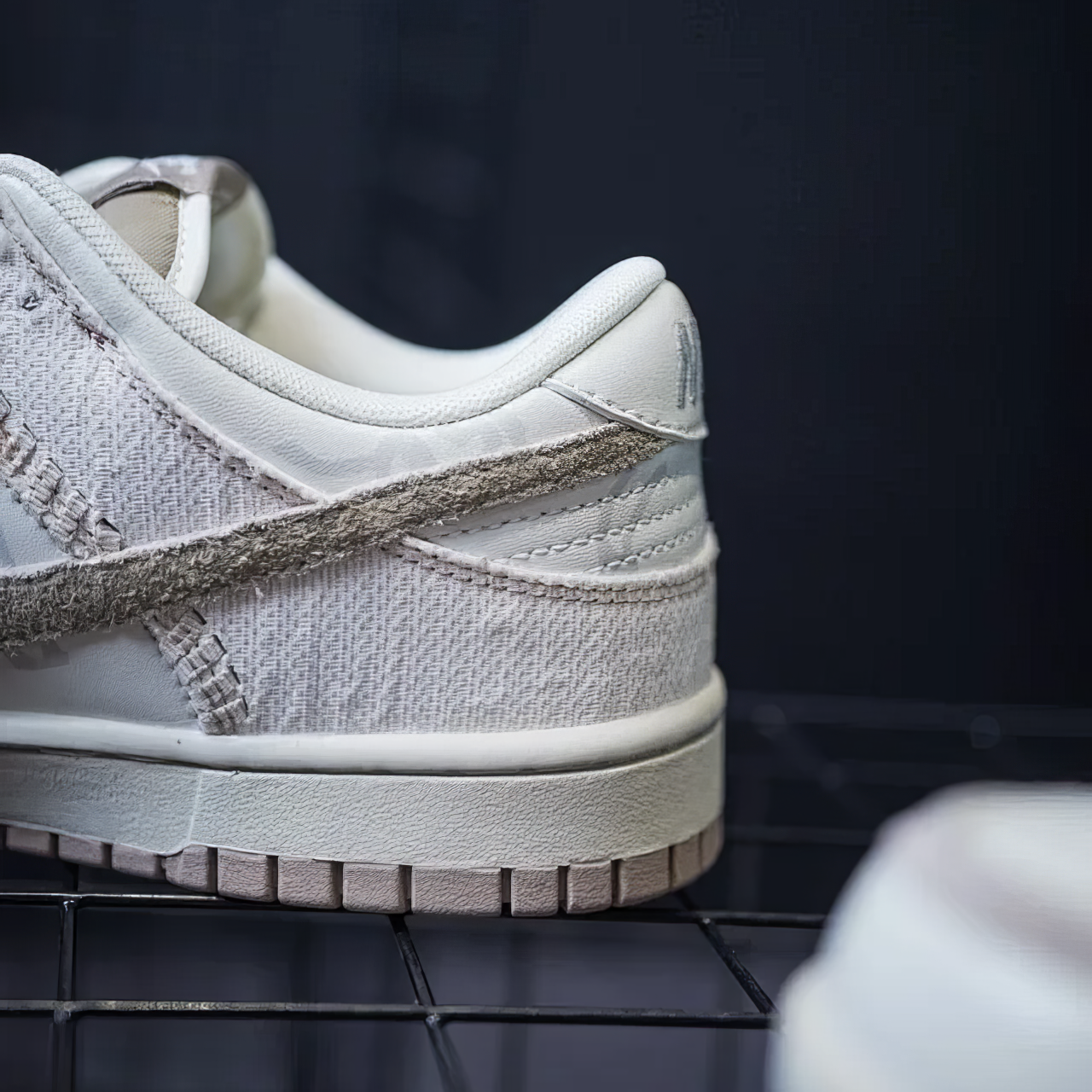 Dunk Custom "Moon Language"