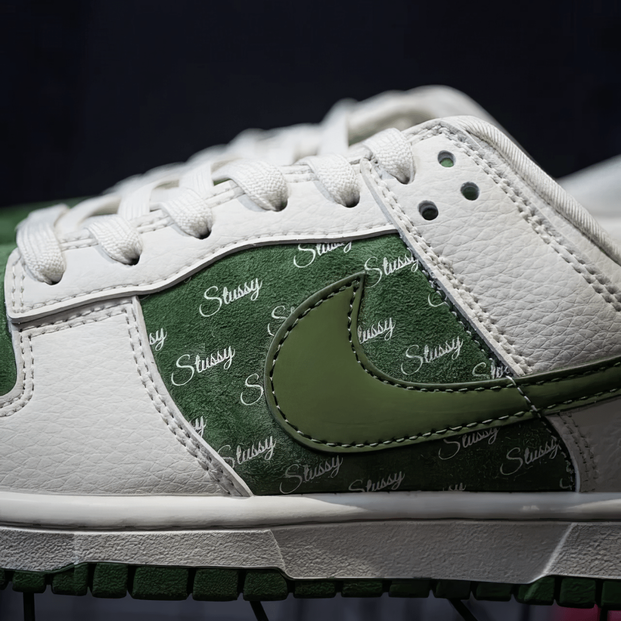 Nike Dunk Custom "Green Print" - SnkrSag