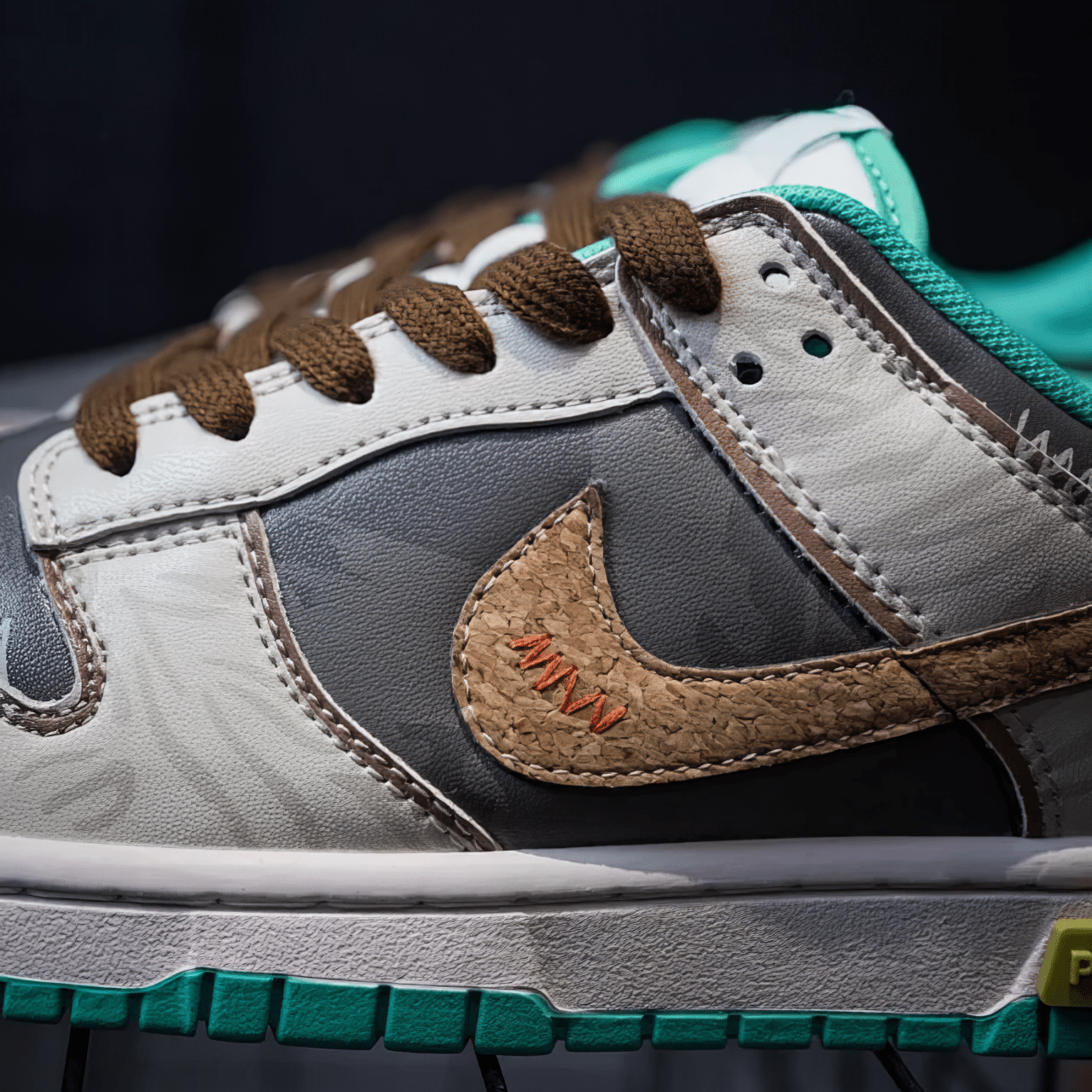 Nike Dunk Custom "Spring Olive" - SnkrSag