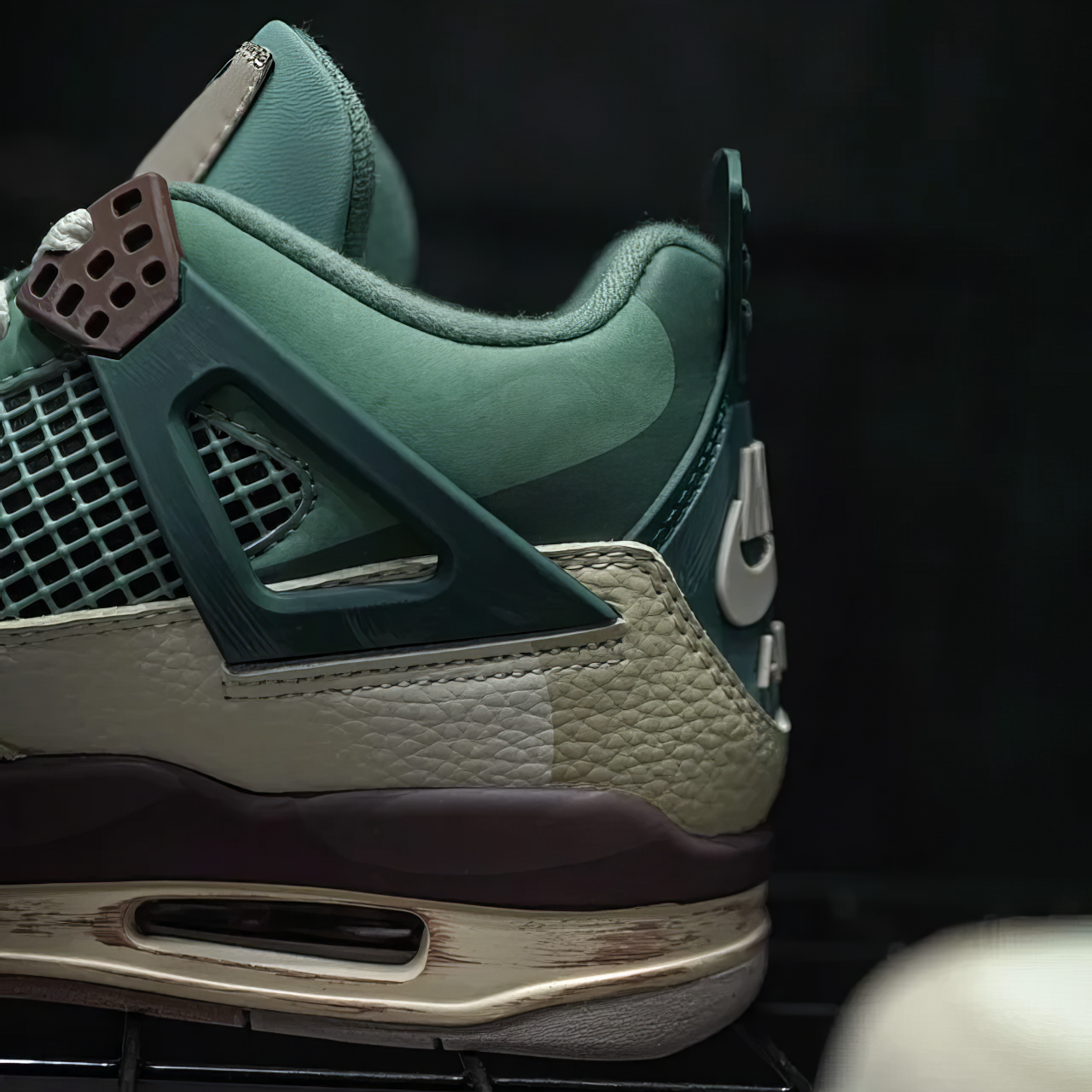 Jordan 4 Custom "Snorlax"