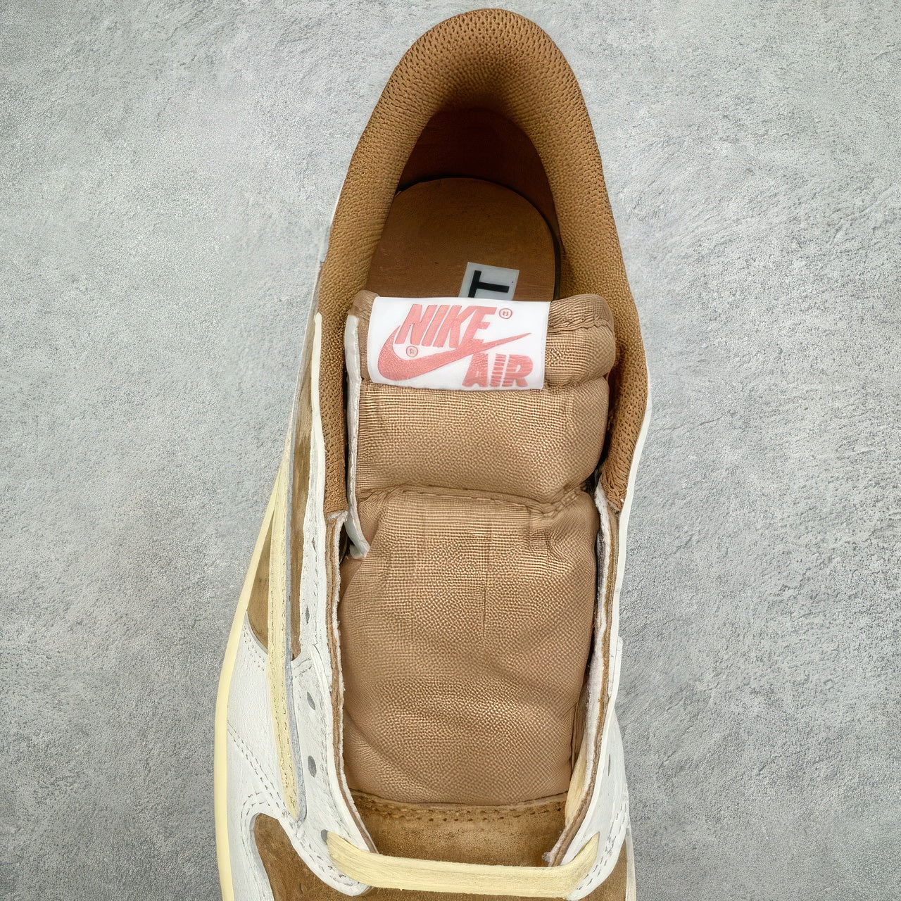 Nike Air Jordan 1 Low Custom “Travis Scott x Desert Rose"