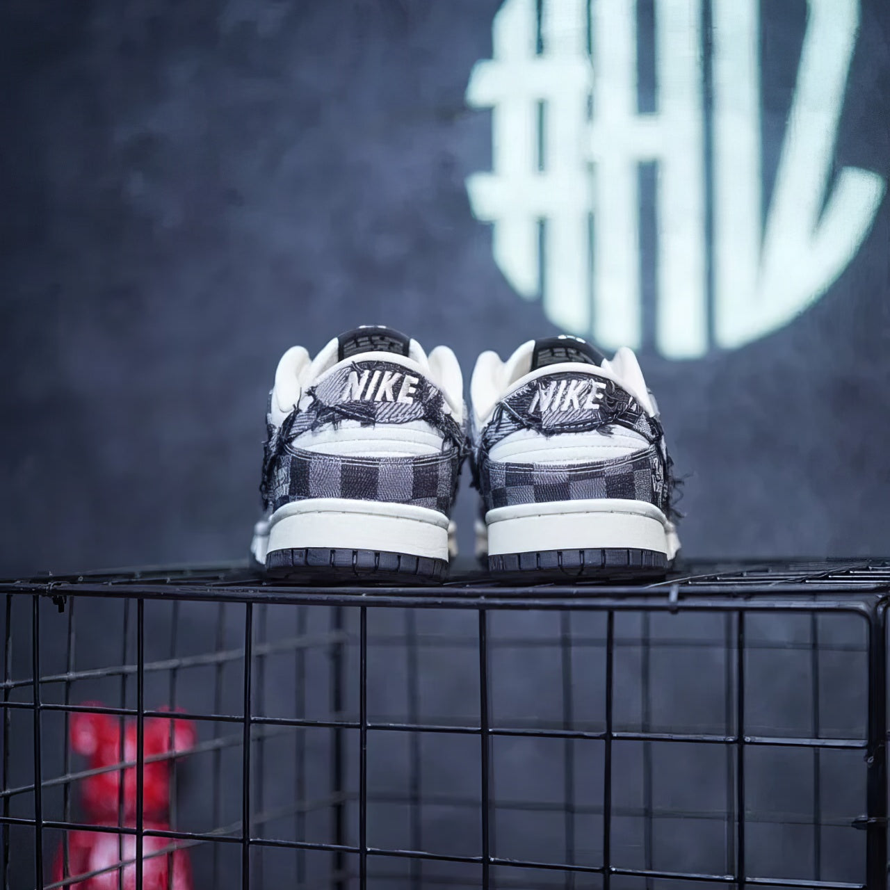 Nike Dunk Custom "Louis Vuitton Checkers"