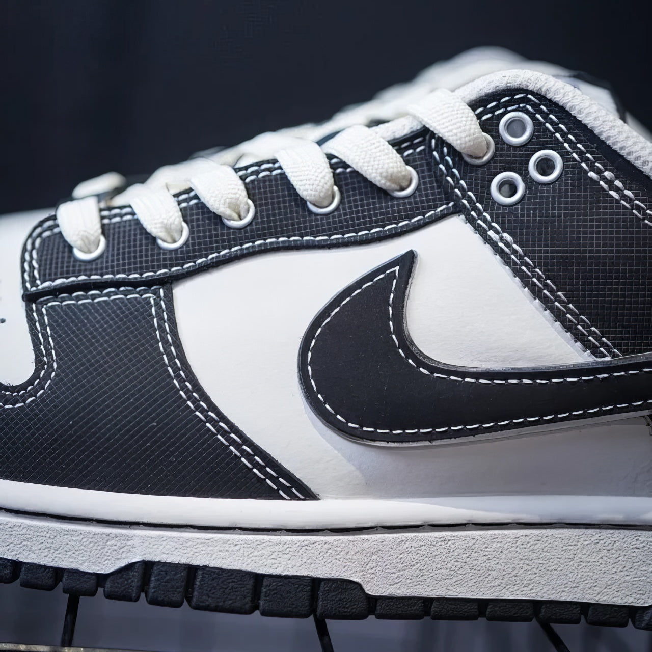 Nike Dunk Custom “AnonymPlayer”