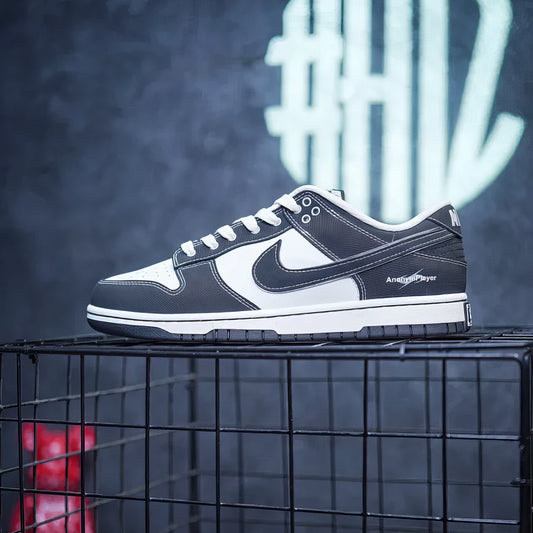 Nike Dunk Custom “AnonymPlayer”